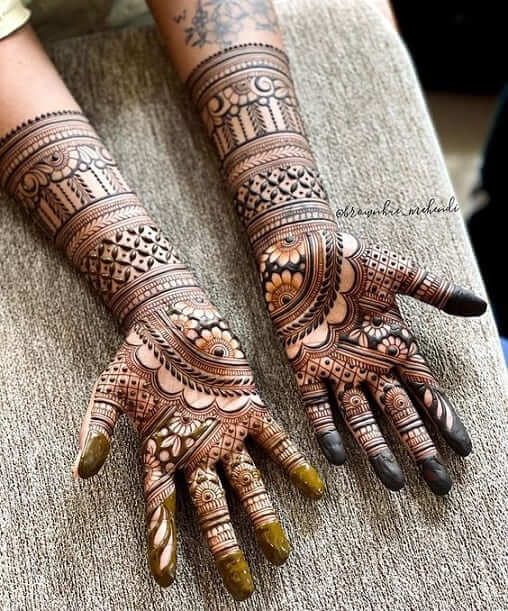 fabulous mehndi design