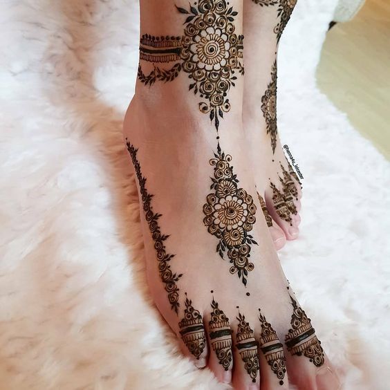 feet mehndi designs