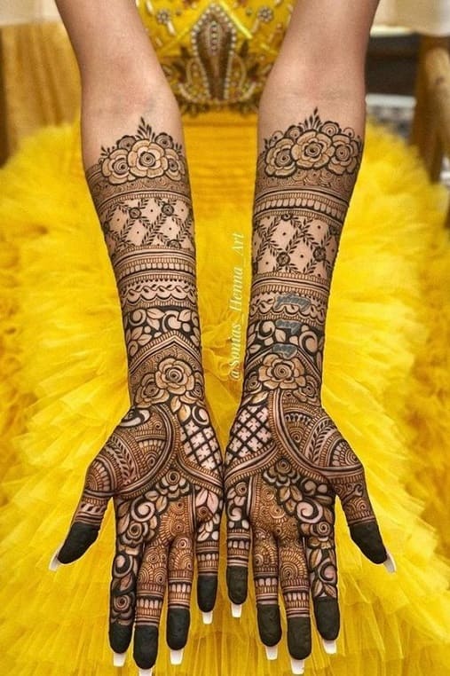 floral mehndi design