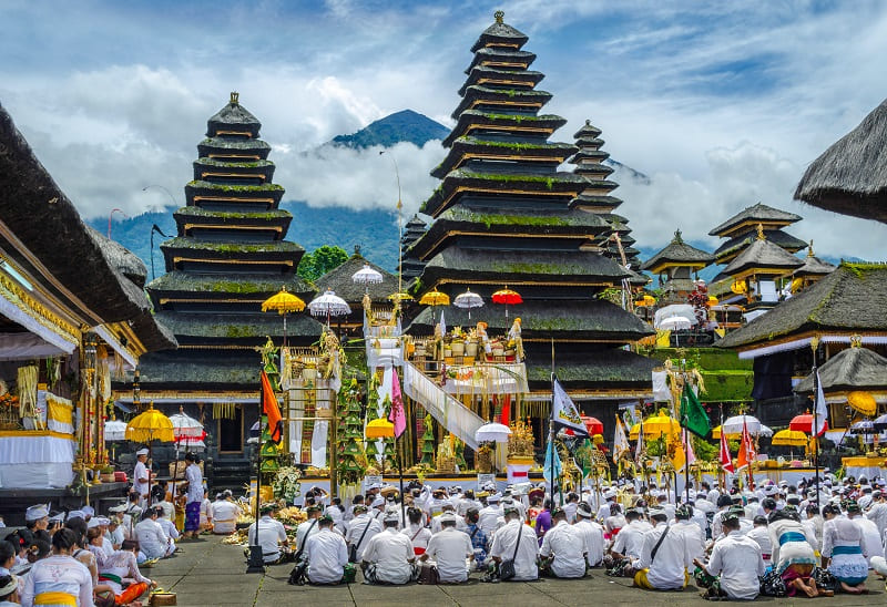 hindus in Indonesia