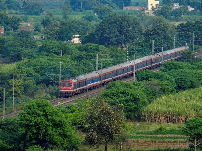 irctc server maintenance time