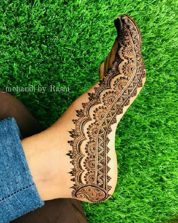 leg mehndi design simple and easy