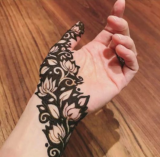 lotus mehndi design front hand