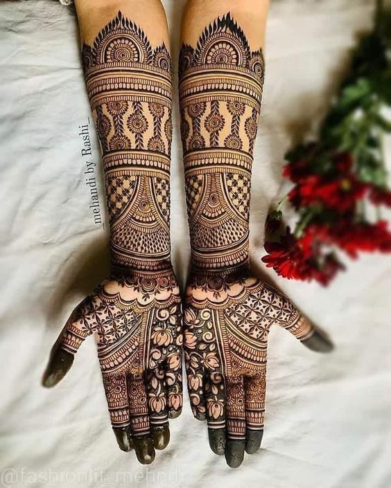 segmented mehndi design