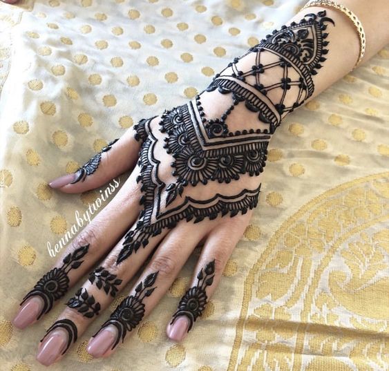 simple mehndi design