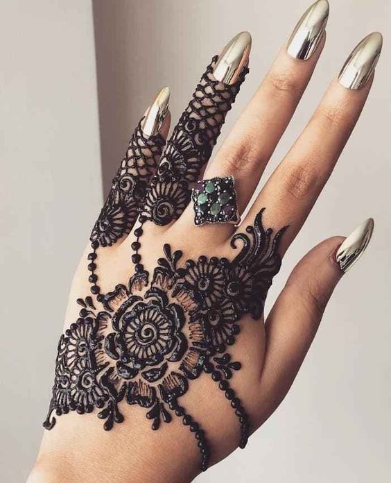 trending easy arabic mehndi design