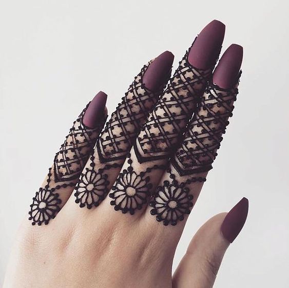 unique finger mehndi designs