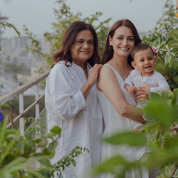 Dia Mirza family