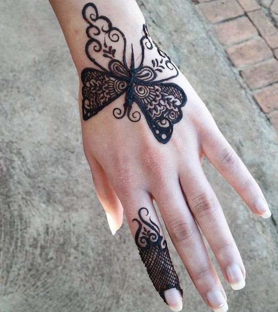 butterfly mehndi design