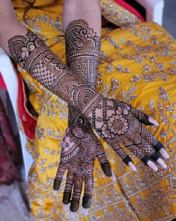 crisscross mehndi design