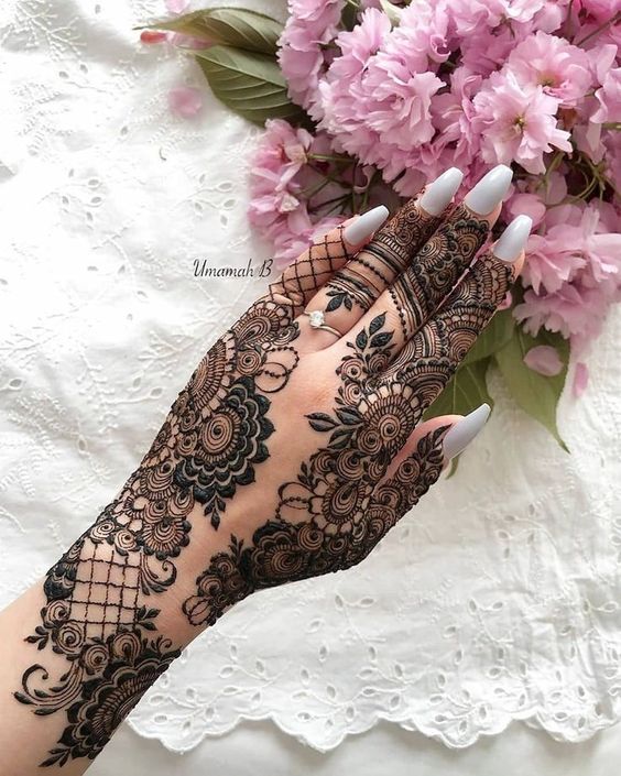 floral arabic mehndi design