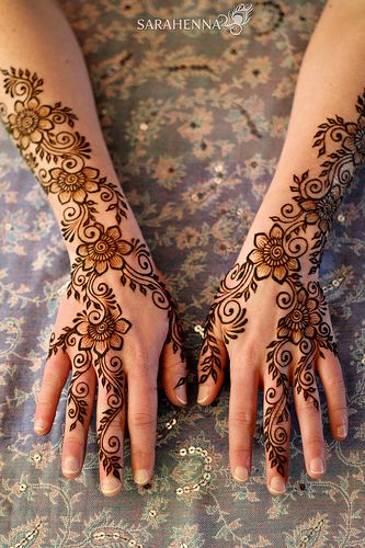 floral mehndi design full hand