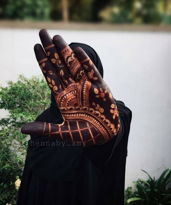 front hand mehndi design palm