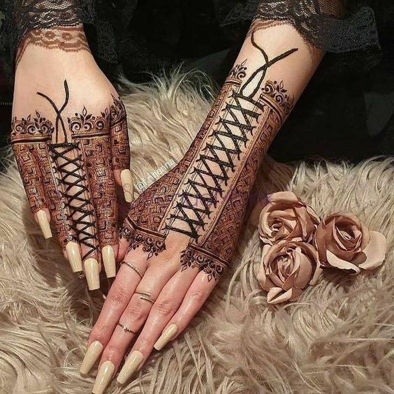 glove mehndi design