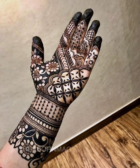 heavy simple mehndi design new