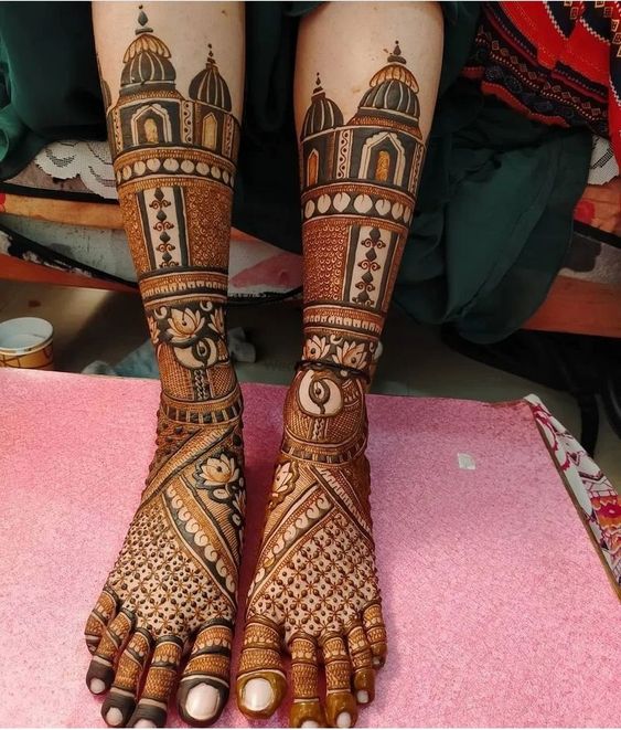 leg mehndi design