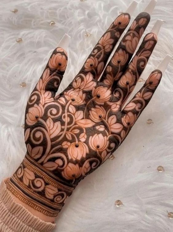 lotus motif bridal mehndi designs