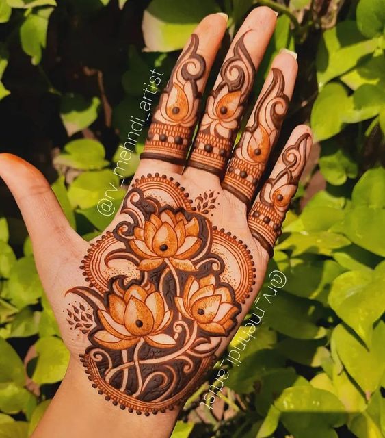 lotus motif mehndi design