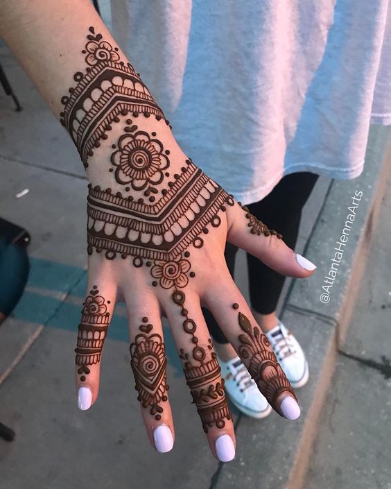 mehndi design for girls simple