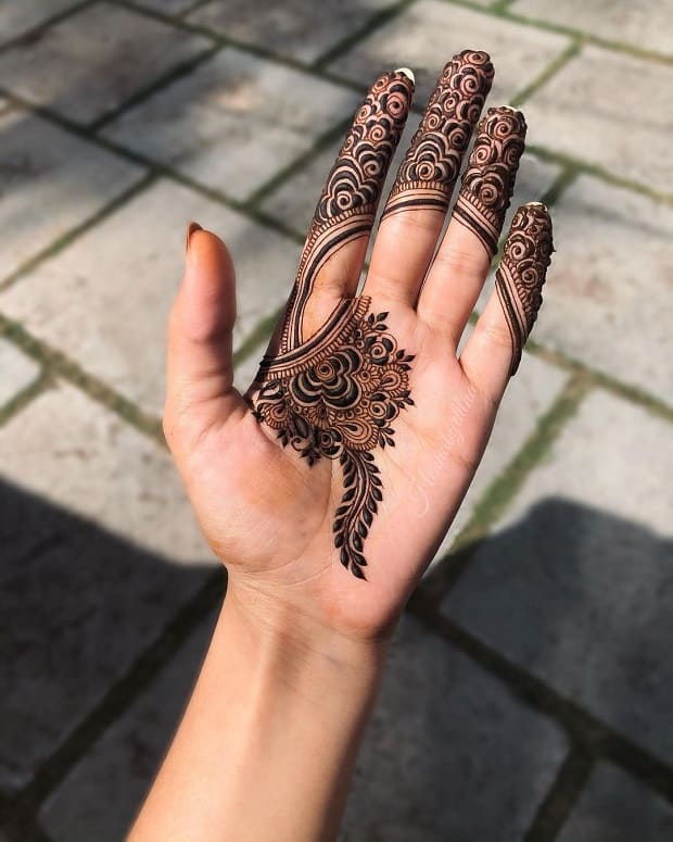 mehndi designs 2023