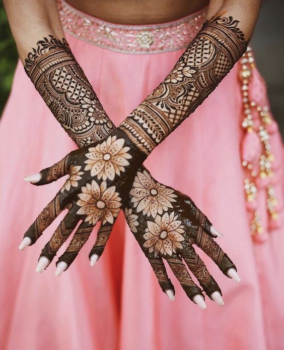 negative mehndi design