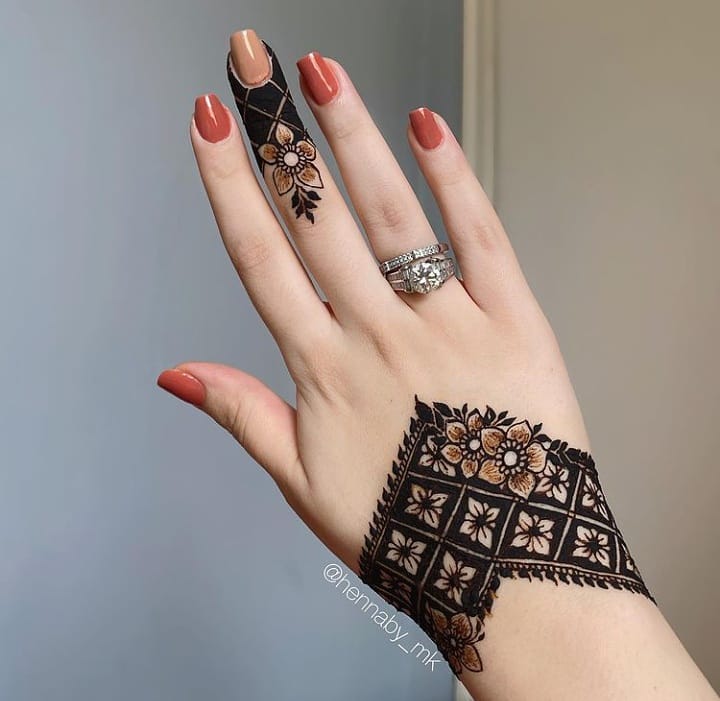 new instagram mehndi design