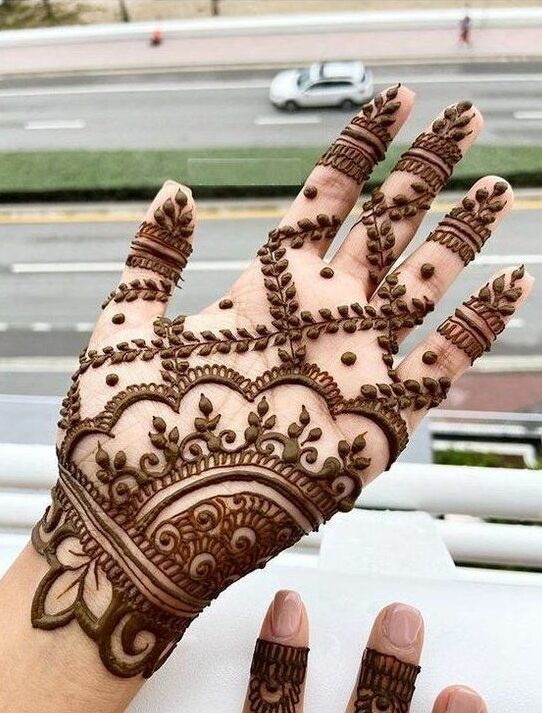 Front Hand Mehndi Design Images Pictures (Ideas)