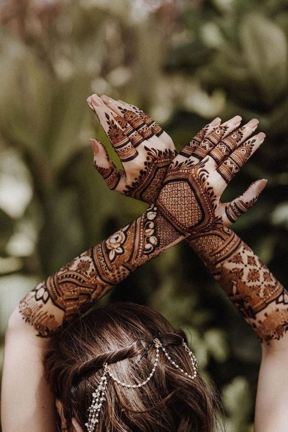 offbeat mehndi design