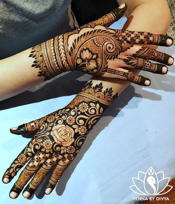 paisley mehndi design