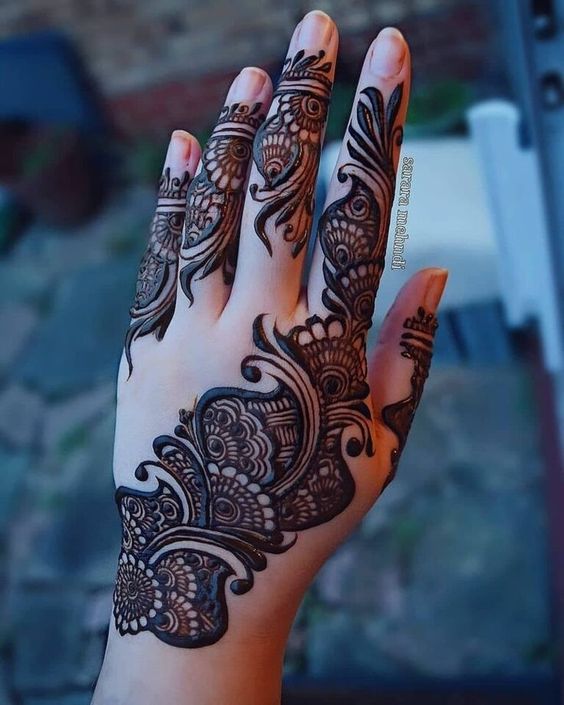 paisley mehndi design