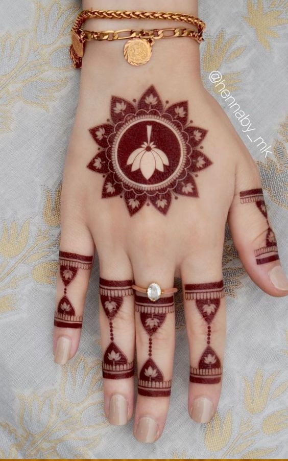 red tattoo mehndi design