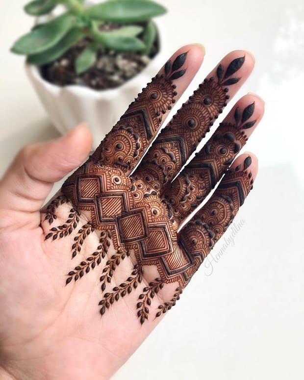 simple front hand mehndi design for girls