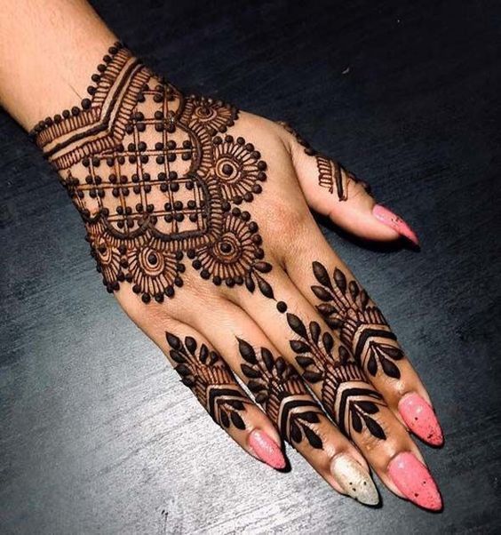 simple mehndi designs for girls