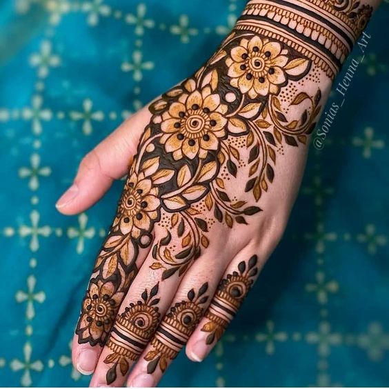 stylish attractive mehndi design new