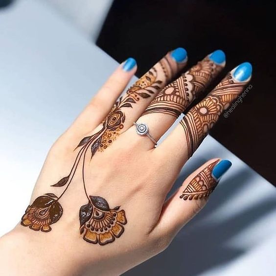 stylish back hand mehndi design simple