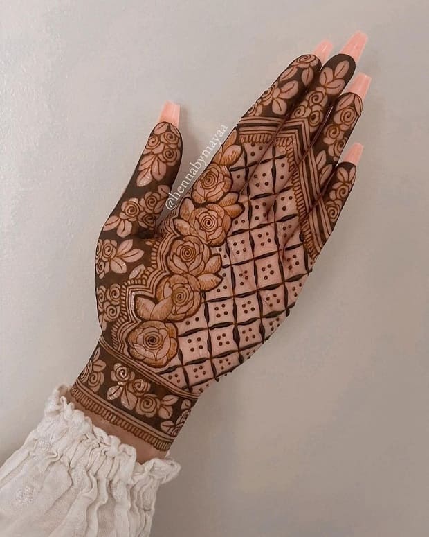 🔥 Modern Front Hand Mehndi Design Photos | MyGodImages
