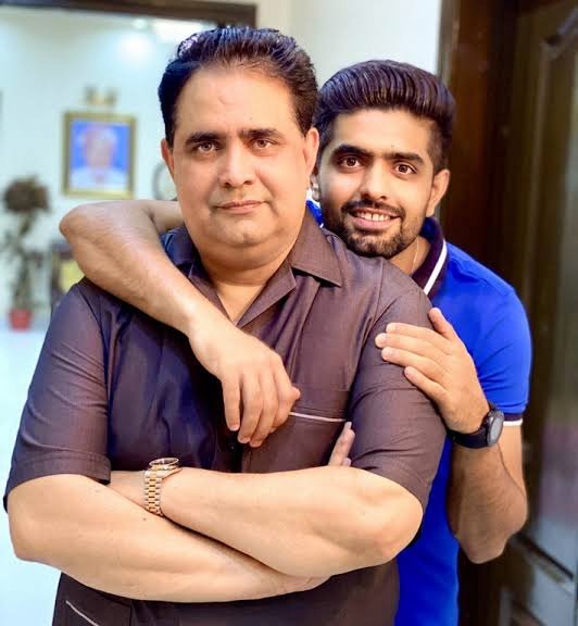 Babar_Azam_with_his_father