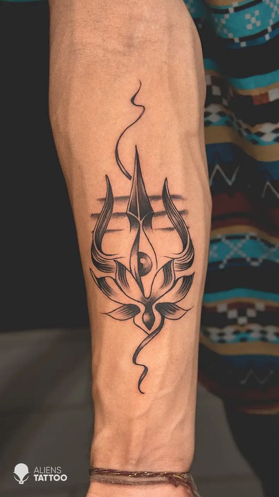 Amazing tirshul with Om tattoo | beautiful Tattoo design I Lord shiva trishul  tattoo | trishul - YouTube