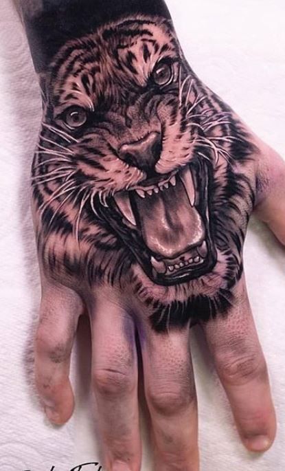 cool hand tattoos for men