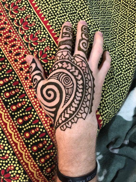 creative mehndi design