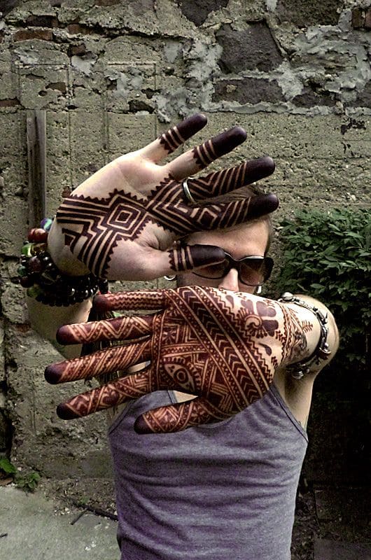 stylish boys mehndi design