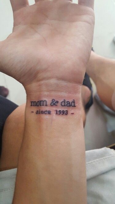 wrist mom dad tattoo