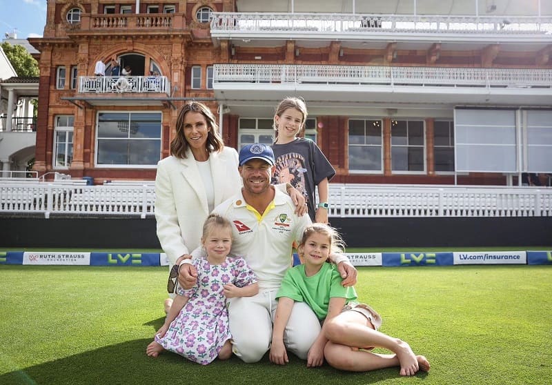 David-Warner with family