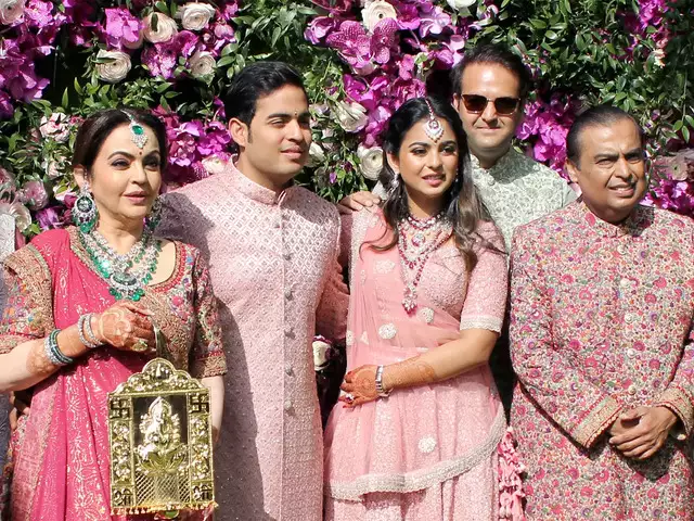 mukesh ambani family