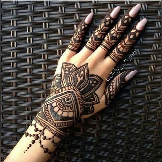 Arabic flower mehndi design