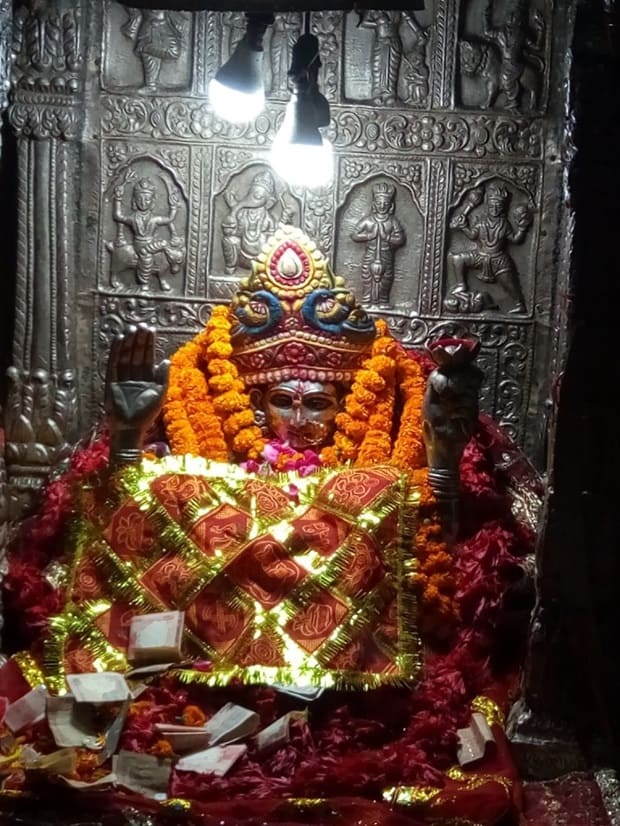 Jwalamukhi Temple shakti peeth 