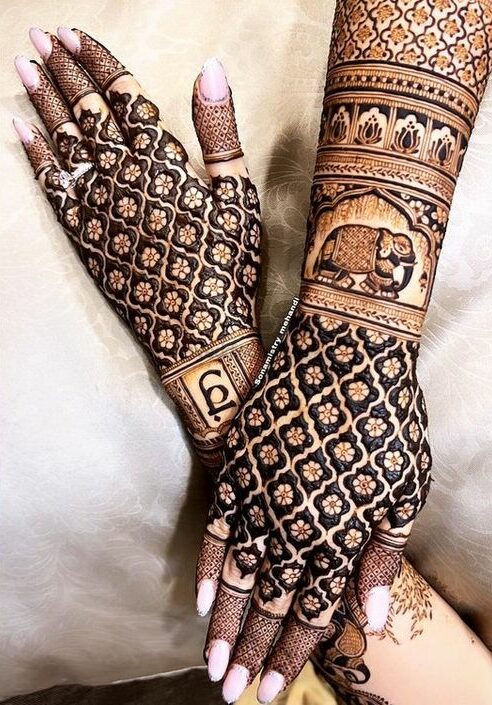 backhand mehndi design