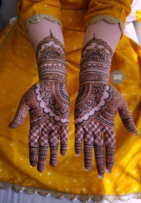 creative stylish mehndi design