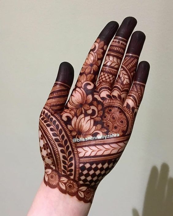 detailed mehndi designs