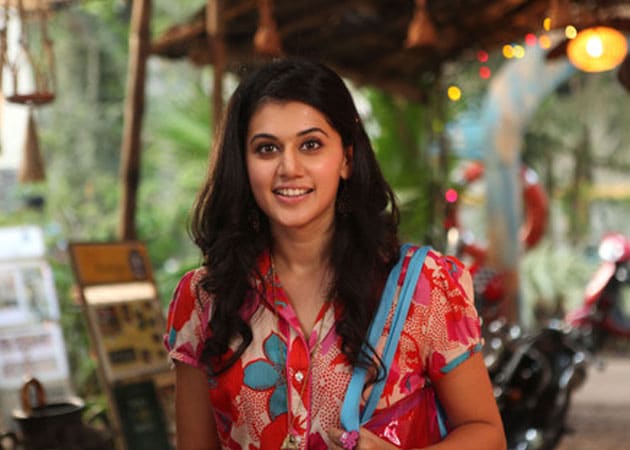 taapsee pannu in Chashme Baddoor